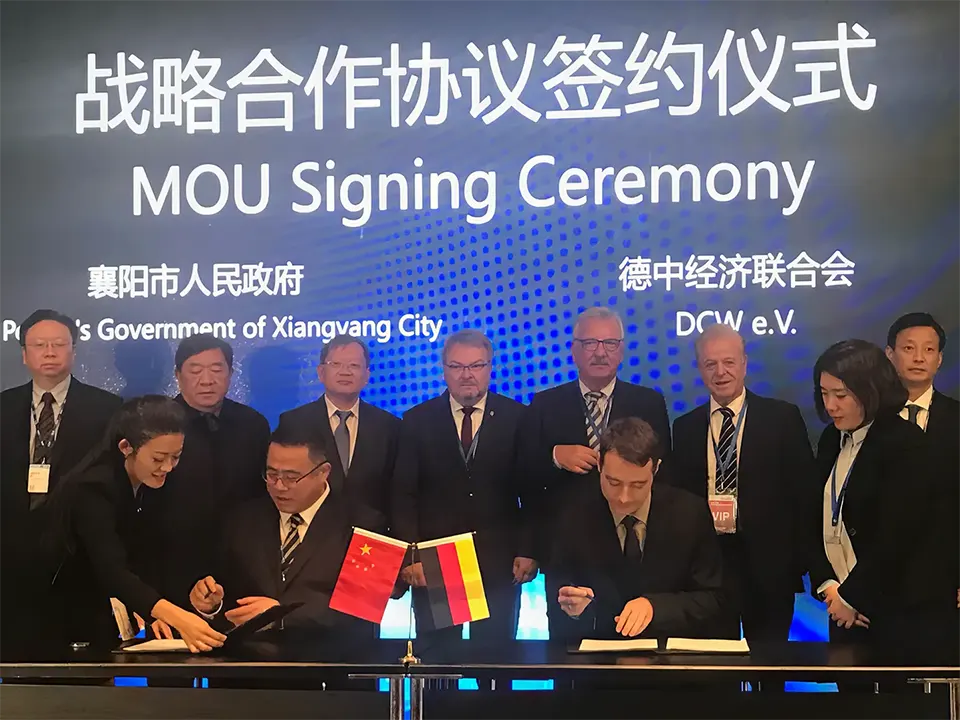 Xiangyang IAA MOU Signing Ceremony