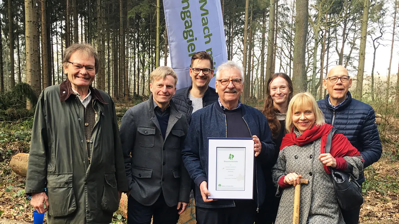 Tree Donation on the Day of the Tree